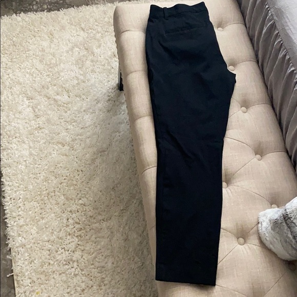 GAP Black Ankle Pants - Picture 2 of 5